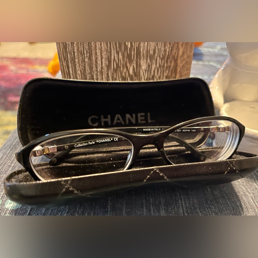 Adorable glasses frames - Picture 2 of 7